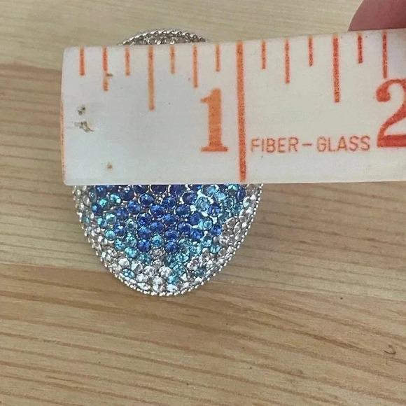 Joan Boyce Crystal Oval Statement Fashion Ring - Picture 10 of 10